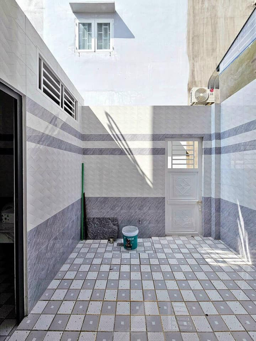 BÁN NHÀ MỚI 1 TRỆT 3 LẦU (1 PN TRỆT) PULL NỘI THẤT KDC VĂN HOÁ TÂY ĐÔ CẦN THƠ 